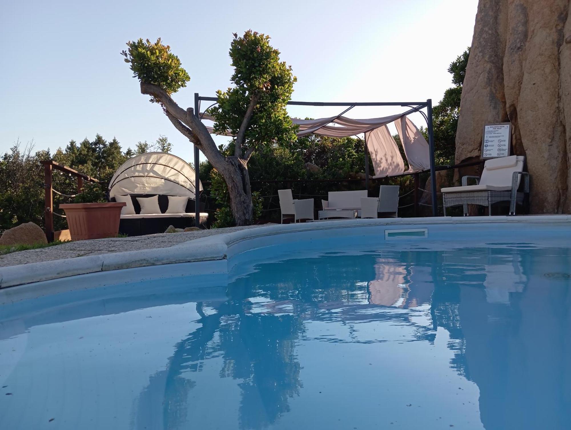 Villa Majore Beb Con Piscina Privata Rena Majore Eksteriør billede
